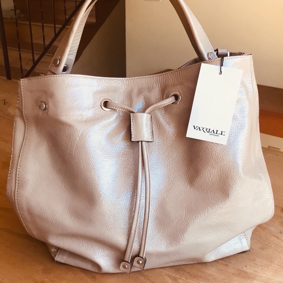 varriale Handbags - Varriale - Putty. crossbody-Satchel option